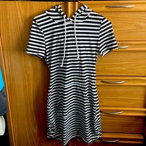 Black and white hoodie dress